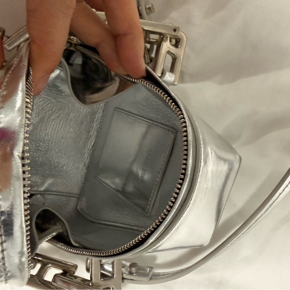 RARE Ambush SILVER Small Tri Tote Leather Crossbody Bag with Silver Chain - Picture 5 of 9